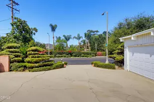 1980 N Arroyo Blvd, Pasadena, CA 91103 - Photo 7
