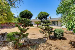 1980 N Arroyo Blvd, Pasadena, CA 91103 - Photo 41