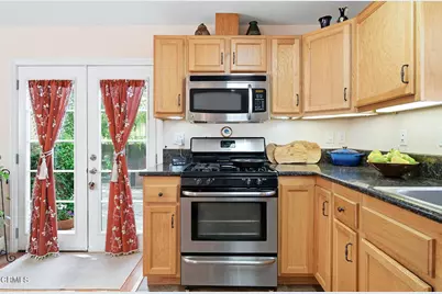 8950 Oswego Street, Los Angeles, CA 91040 - Photo 9