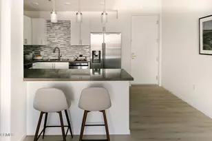 124 W Colorado Street, Glendale, CA 91204 - Photo 35
