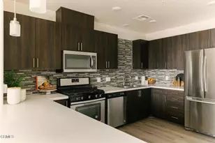 124 W Colorado Street, Glendale, CA 91204 - Photo 33