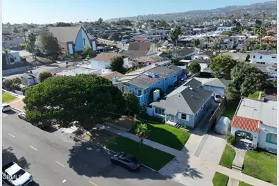 228 Avenue C, Redondo Beach, CA 90277 - Photo 3