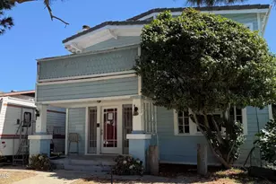 228 Avenue C, Redondo Beach, CA 90277 - Photo 1