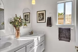 24412 Hampton Dr, Santa Clarita, CA 91350 - Photo 11