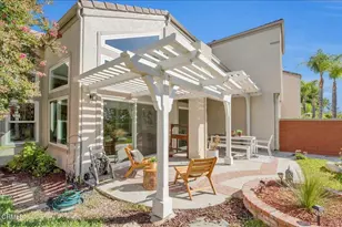 24412 Hampton Dr, Santa Clarita, CA 91350 - Photo 29