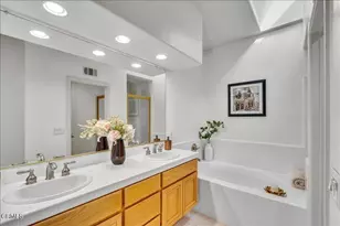 24412 Hampton Dr, Santa Clarita, CA 91350 - Photo 17