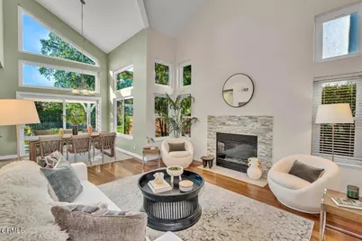 24412 Hampton Drive #A, Santa Clarita, CA 91350 - Photo 5