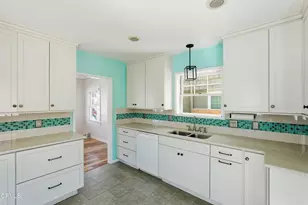 1713 Miramar Dr, Newport Beach, CA 92661 - Photo 3