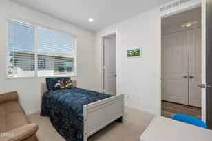 27560 Sanctuary Ct, Valencia, CA 91381 - Photo 13
