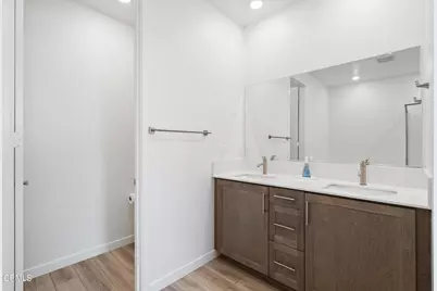 27560 Sanctuary Court, Valencia, CA 91381 - Photo 9