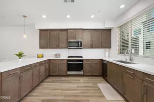 27560 Sanctuary Ct, Valencia, CA 91381 - Photo 5