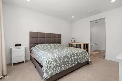 27560 Sanctuary Court, Valencia, CA 91381 - Photo 7