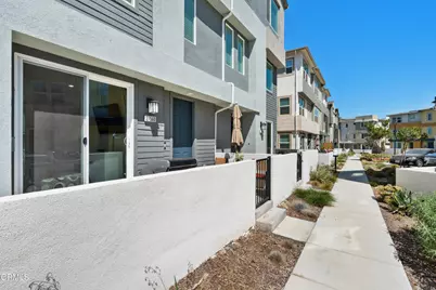 27560 Sanctuary Court, Valencia, CA 91381 - Photo 21
