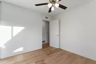 22718 Cantlay St, Los Angeles, CA 91307 - Photo 31
