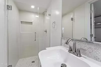 22718 Cantlay Street, Los Angeles, CA 91307 - Photo 13