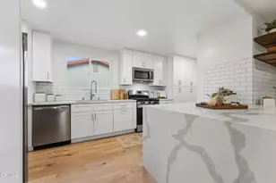 22718 Cantlay St, Los Angeles, CA 91307 - Photo 43