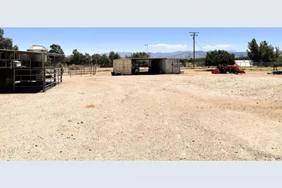 6877 Foley Road, Hesperia, CA 92344 - Photo 31
