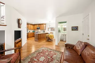 2781 Butter Creek Dr, Pasadena, CA 91107 - Photo 17