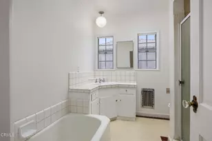 321 S Griffith Park Dr, Burbank, CA 91506 - Photo 15