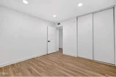 22330 Victory Boulevard #604, Los Angeles, CA 91367 - Photo 9