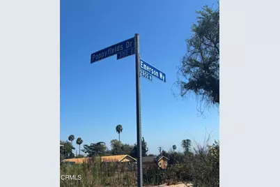 298 E Poppyfields Drive, Altadena, CA 91001 - Photo 11