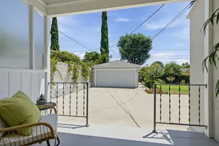 1010 Roxbury Dr, Pasadena, CA 91104 - Photo 27