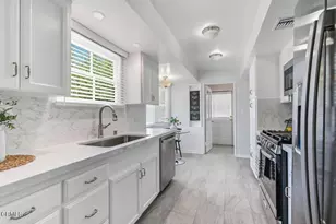 1010 Roxbury Dr, Pasadena, CA 91104 - Photo 7