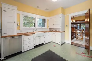 116 N Meridith Ave, Pasadena, CA 91106 - Photo 21