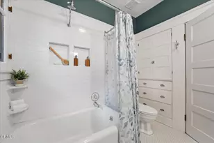 116 N Meridith Ave, Pasadena, CA 91106 - Photo 31