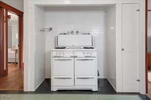 116 N Meridith Ave, Pasadena, CA 91106 - Photo 19