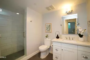 385 S Marengo Ave, Pasadena, CA 91101 - Photo 17
