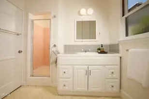 4535 Indiana Ave, La Canada Flintridge, CA 91011 - Photo 11