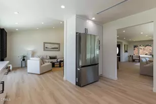3737 San Augustine Dr, Glendale, CA 91206 - Photo 29