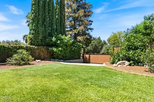 2312 Janet Lee Dr, La Crescenta, CA 91214 - Photo 29