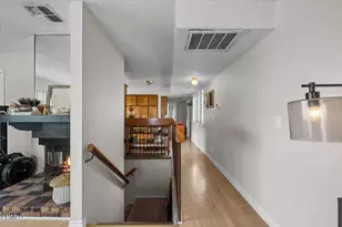 4117 Ocean View Blvd, Montrose, CA 91020 - Photo 17
