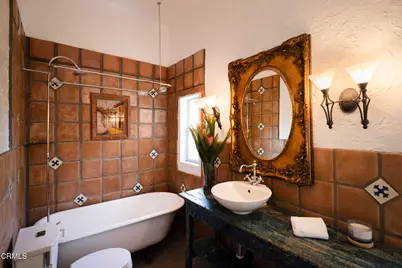 3836 De Longpre Avenue, Los Angeles, CA 90027 - Photo 7