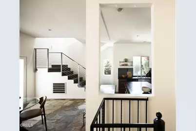 3836 De Longpre Avenue, Los Angeles, CA 90027 - Photo 11