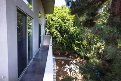 3836 De Longpre Avenue, Los Angeles, CA 90027 - Photo 21