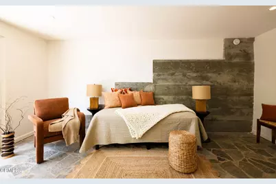 3836 De Longpre Avenue, Los Angeles, CA 90027 - Photo 29