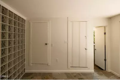3836 De Longpre Avenue, Los Angeles, CA 90027 - Photo 31
