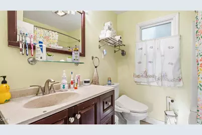 1016 N Palm Drive, Azusa, CA 91702 - Photo 9