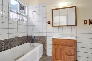 9615 La Canada Way, Sunland, CA 91040 - Photo 17
