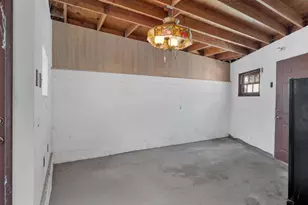 9615 La Canada Way, Sunland, CA 91040 - Photo 13