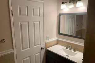 19852 Sandpiper Pl, Newhall, CA 91321 - Photo 11