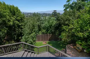 6271 Pine Crest Dr, Los Angeles, CA 90042 - Photo 37