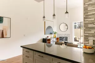 124 W Colorado Street, Glendale, CA 91204 - Photo 9