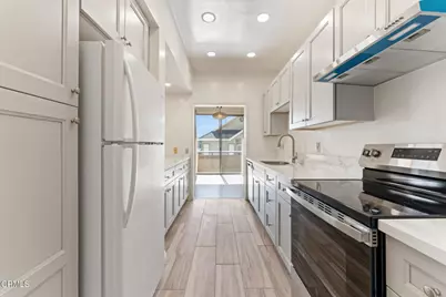 960 San Pasqual Street #210, Pasadena, CA 91106 - Photo 3