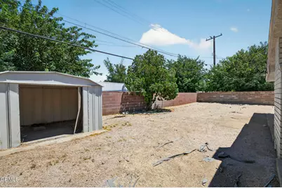 137 E Avenue J 8, Lancaster, CA 93535 - Photo 43