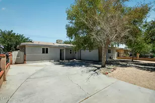 137 E Ave J 8, Lancaster, CA 93535 - Photo 5