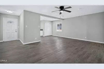 137 E Avenue J 8, Lancaster, CA 93535 - Photo 7